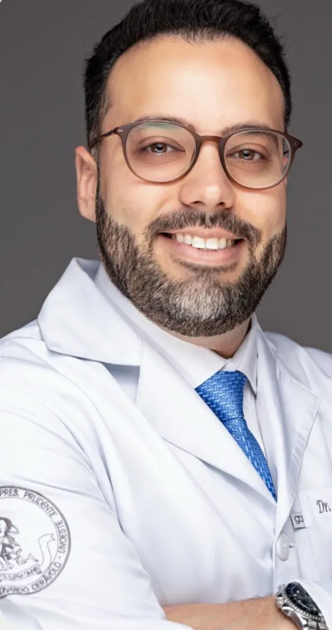 Dr. Cássio Vinícius Navas Rodrigues